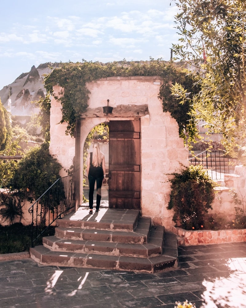Cappadocia Cave Suites is perfect for sunrise views and so beautiful inside and out. Click for a guide to Cappadocia's must see locations and most Instagramable places.