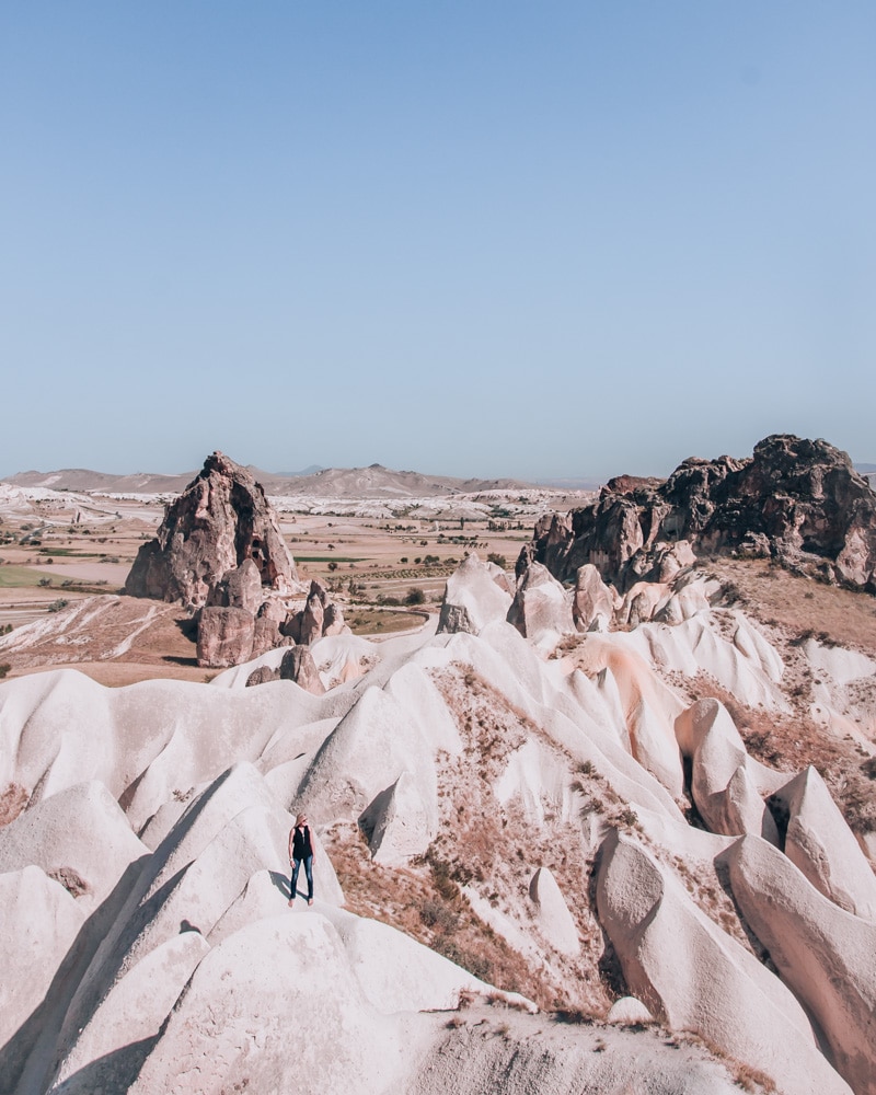 One of the best views and the hardest spots to find in Cappadocia! Click for a 3 day itinerary and guide to Cappadocia's must see locations and most Instagramable places including exact directions to this spot.
