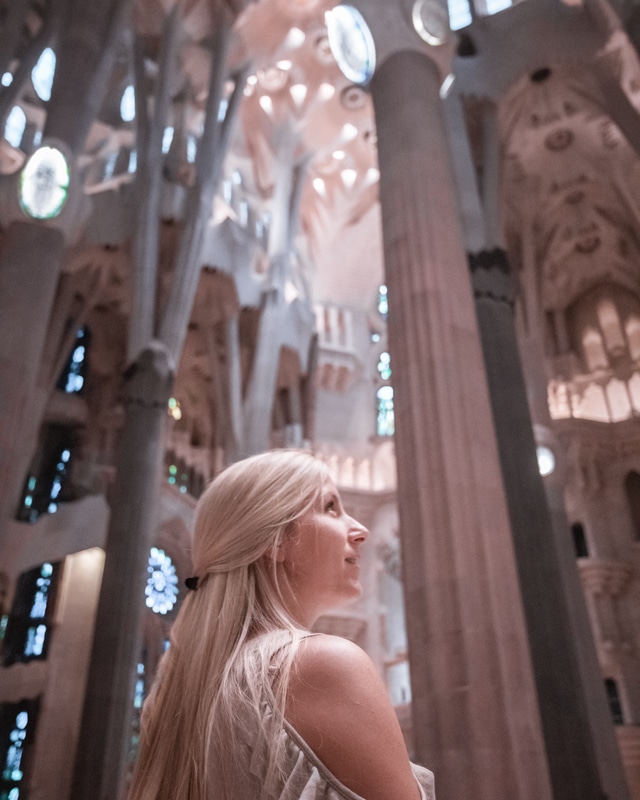Go to Sagrada Familia when the sun is lower in the sky for the best photos. Get a full guide to a weekend in Barcelona and all the best photo spots here!