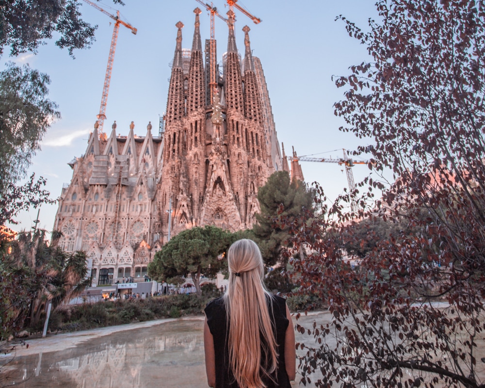 If you go to Barcelona, you can't miss Sagrada Familia and this park across the street. Make sure to get tickets early to see the incredible interior. Sunrise and sunset are best to see the perfect lighting inside. See the perfect itinerary for 3 days in Barcelona!