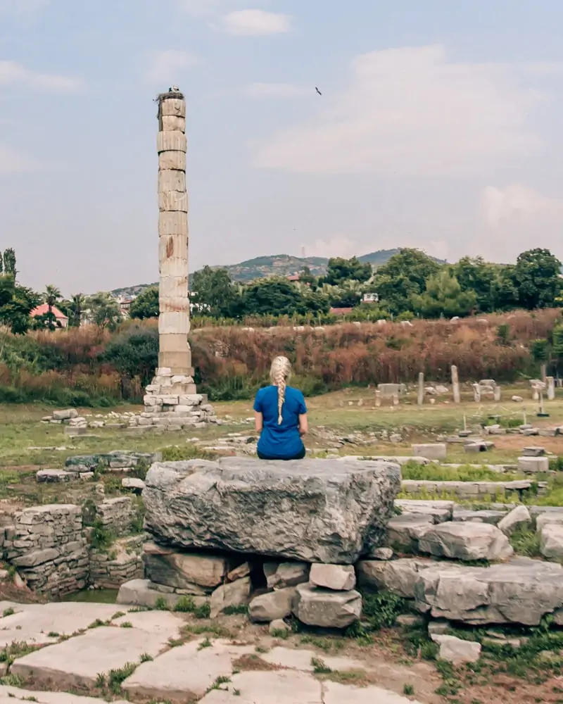 One column is all that remains of the Temple of Artemis in Ephesus. Find a full one day itinerary with everything you need to know about visiting the ancient ruins of Ephesus in Turkey here.