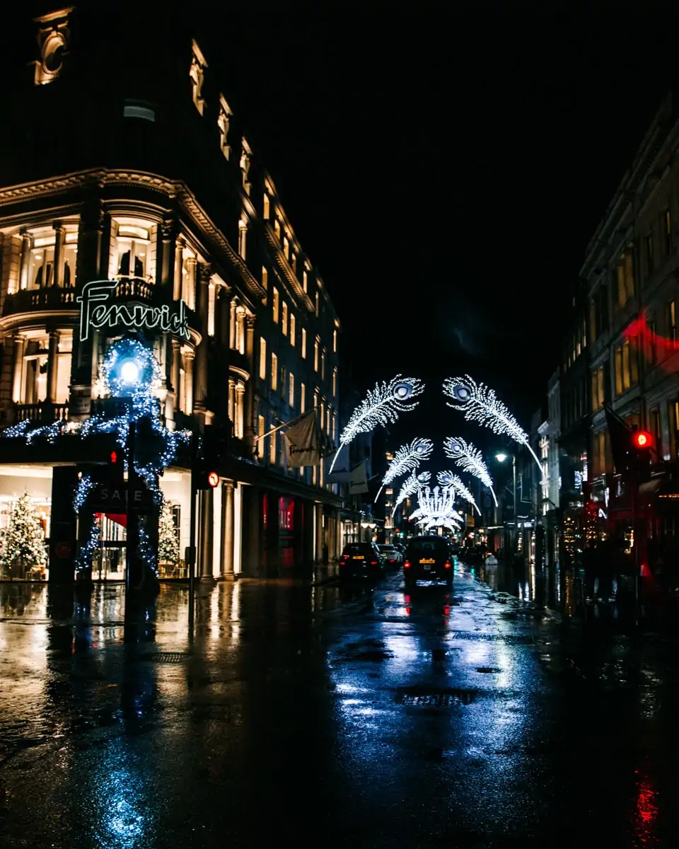 London New Bond Street Christmas Lights 2022 ✨ Luxury Window Shopping  Mayfair Walk ✨ 4K HDR 60FPS 