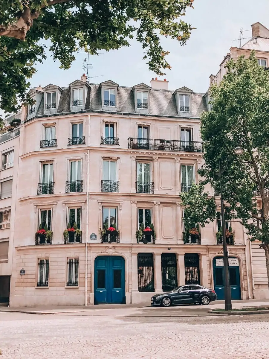 One of many beautiful buildings in Paris. Find the best photo spots in Paris in this guide to visiting Paris at New Year's.