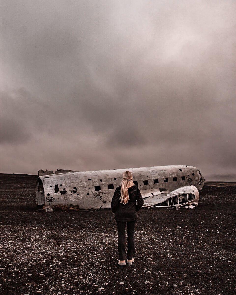 Moody clouds at the Iceland plane crash since the weather changes quickly