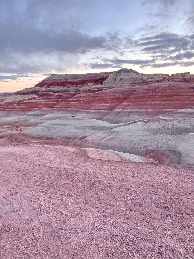 bentonite hills utah after sunset