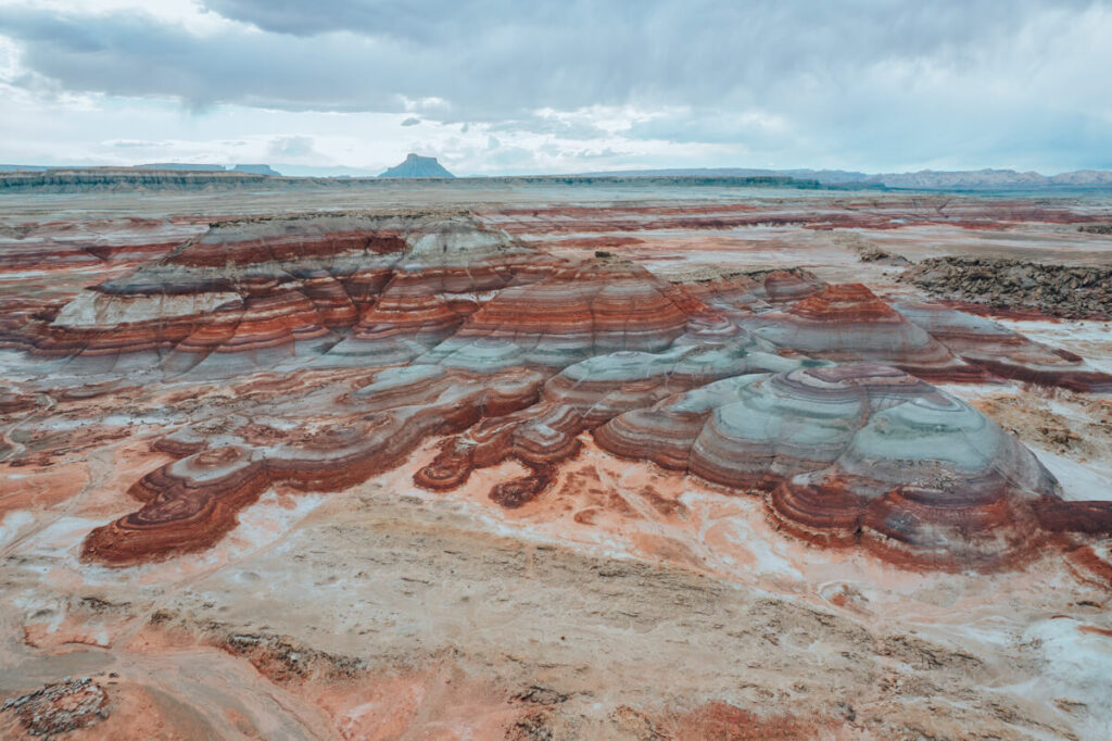 bentonite hills utah before sunset