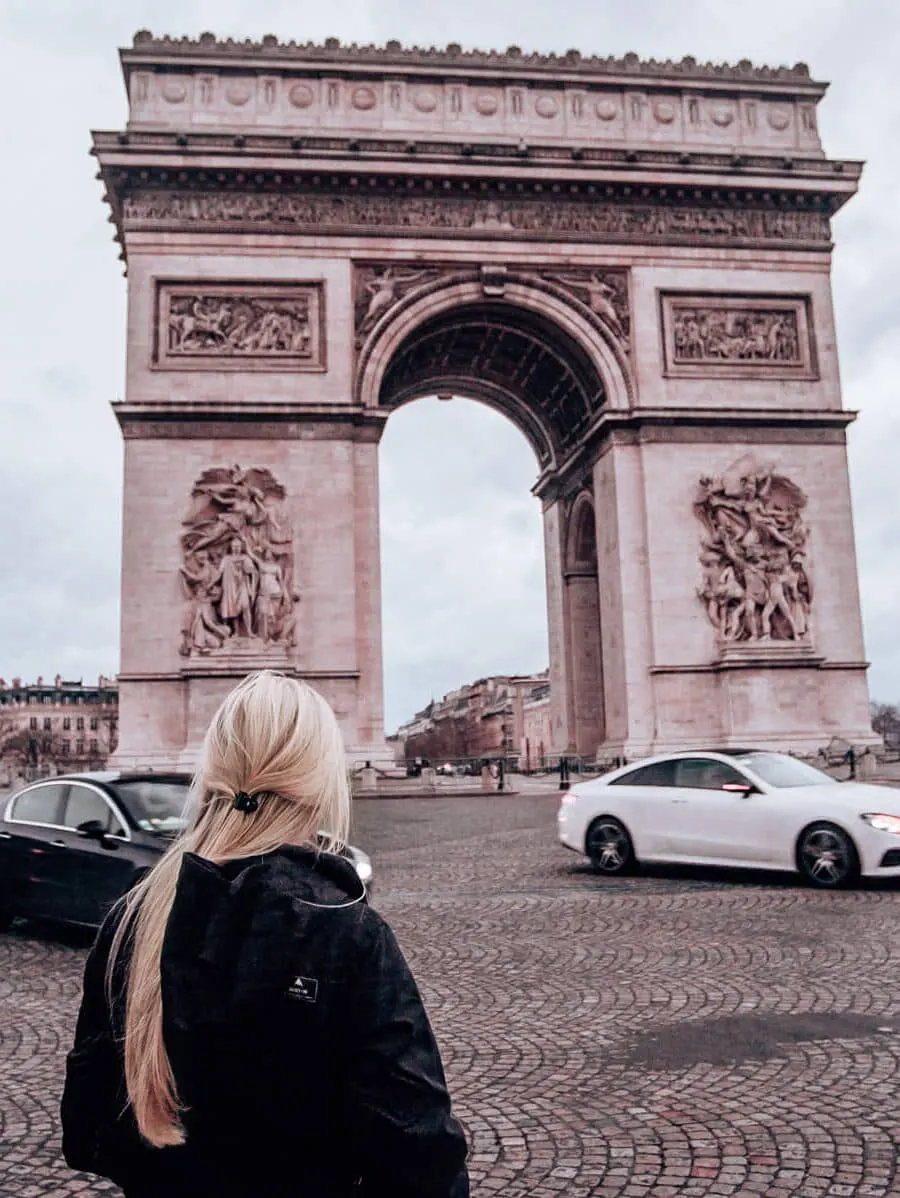Arc de Triomphe in Paris in winter