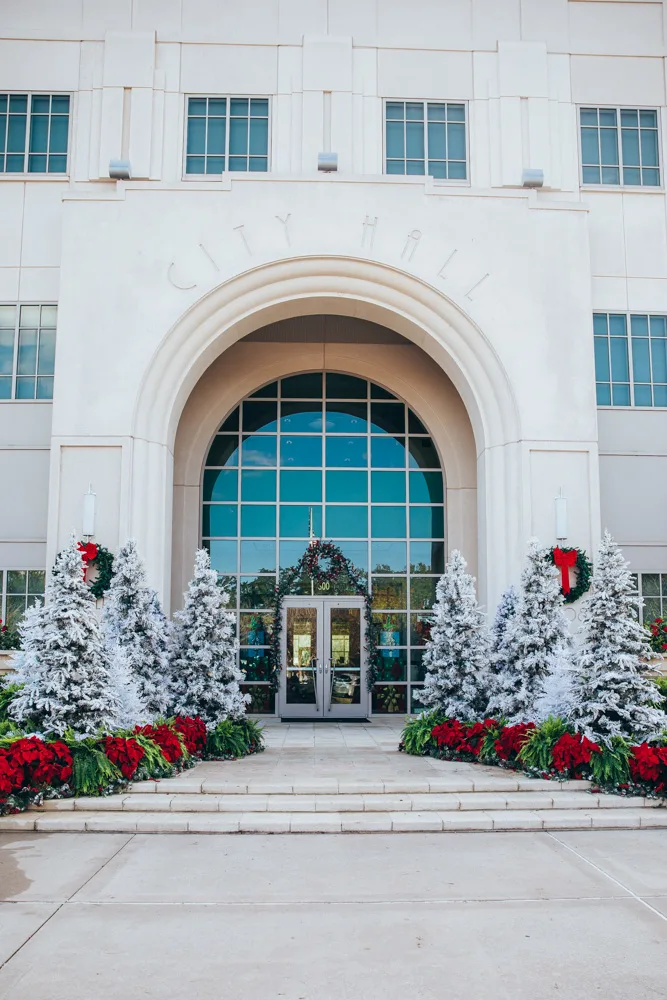 City Hall in Winter Garden at Christmas