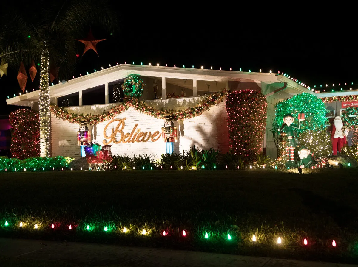 one of the best orlando christmas lights displays