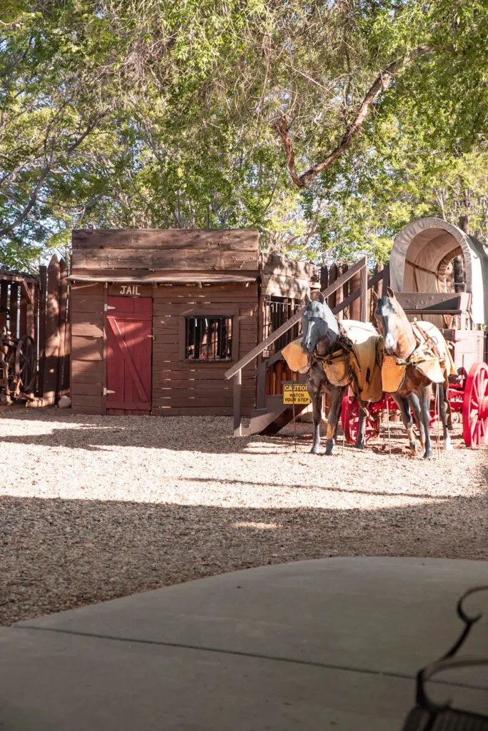 photo spots at Iron Horse Restaurant, one of the best places to eat in Kanab Utah