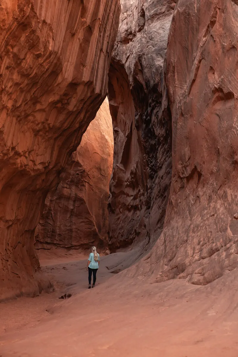 woman in leprechaun canyon utah