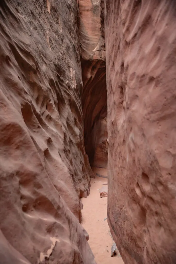 narrow slot canyon in utah